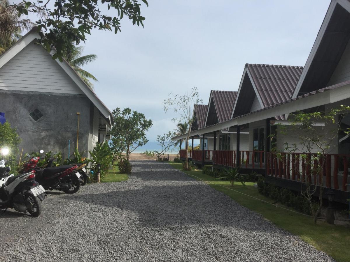 All At Sea Beach Resort Baan Tai Exterior photo