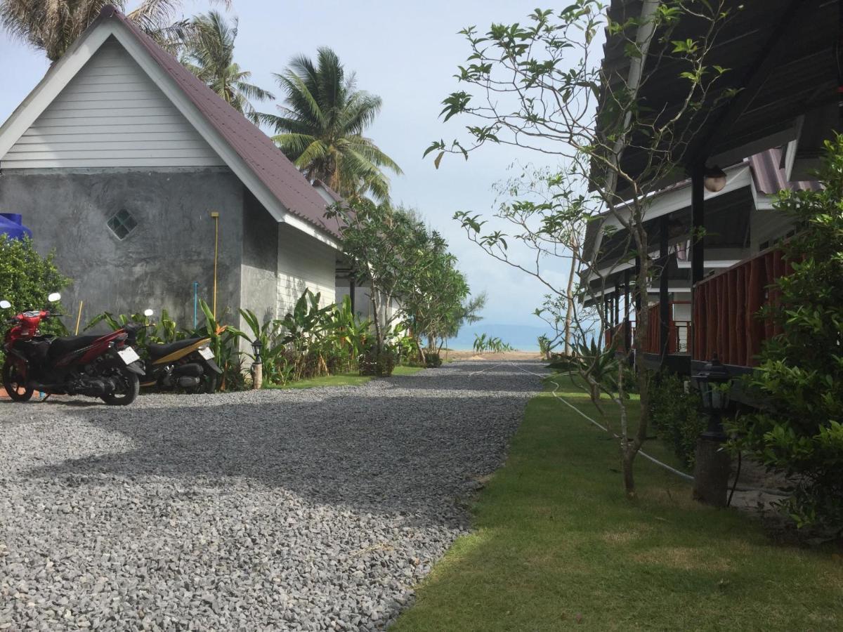 All At Sea Beach Resort Baan Tai Exterior photo